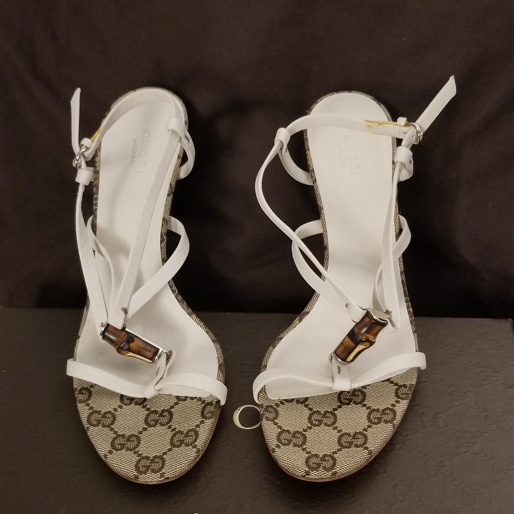 Womens Gucci shoes